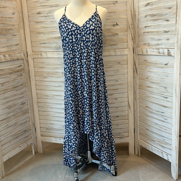 Pacific Vibes Floral Maxi Sun Dress with High/Low Hem - Picture 6 of 6